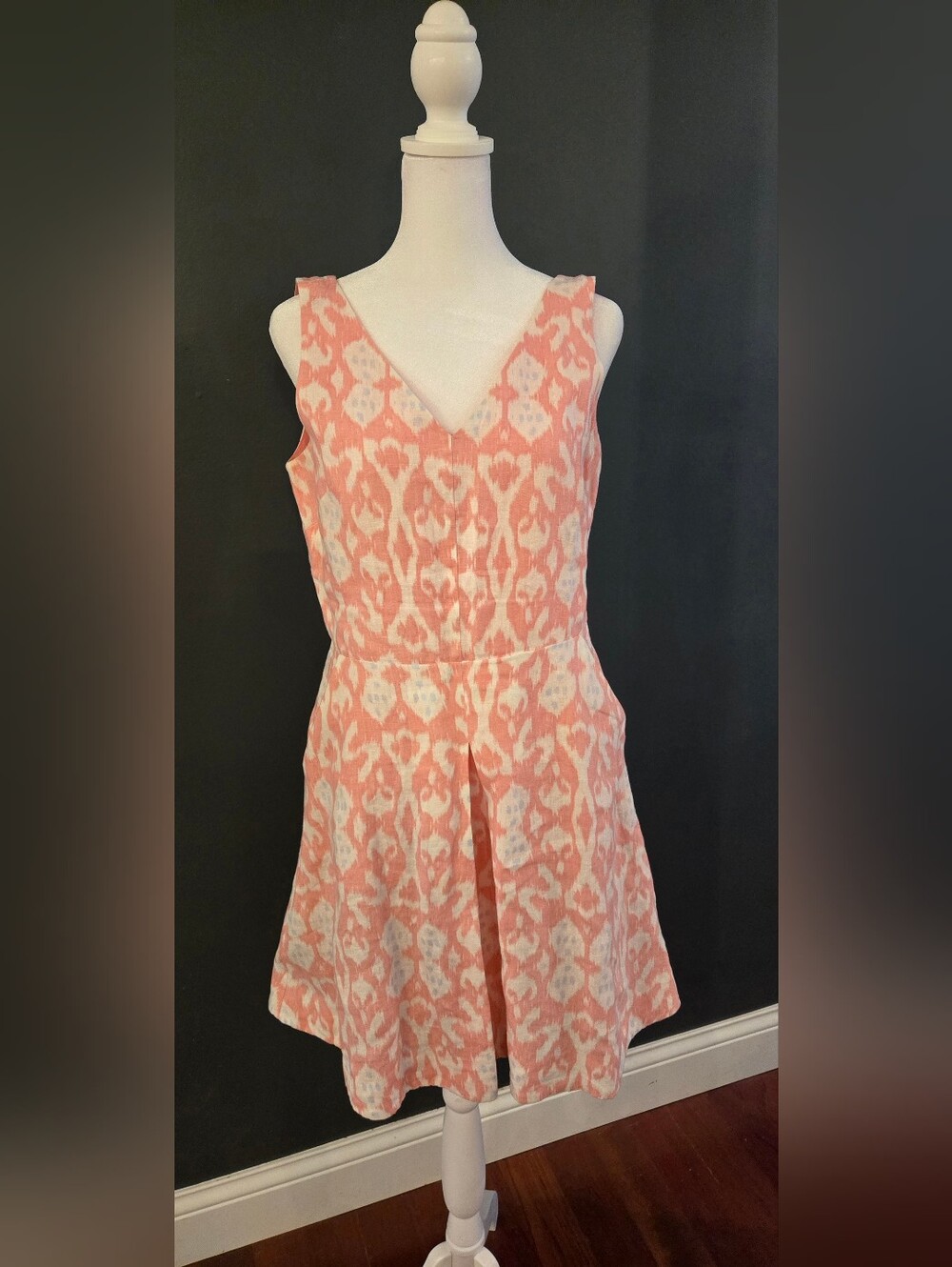 Gap 100% Linen Pink Ikat V-Neck Dress with Pockets